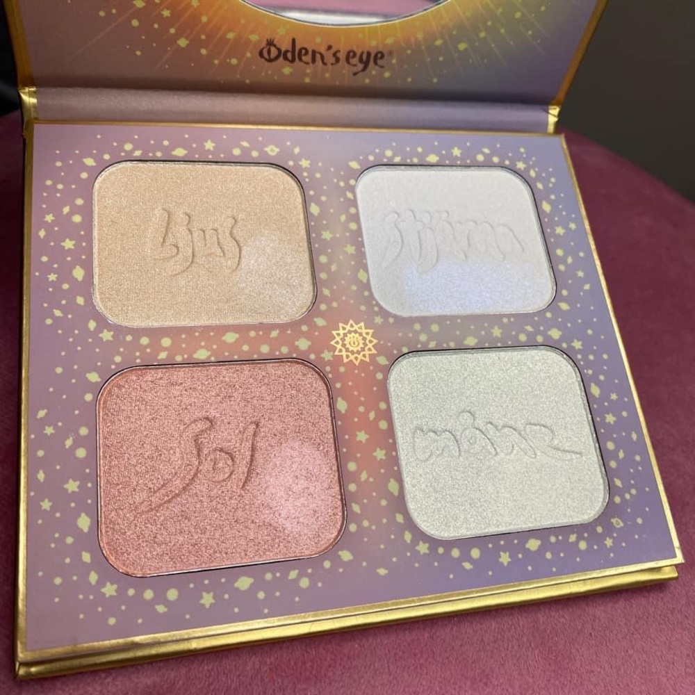 Odens eye Solmane Highlighter palette